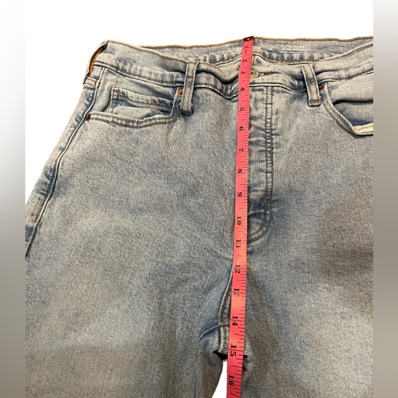 Old Navy women’s size 14 Extra High Rise Ski-Hi straight Jeans smoothing pockets - Picture 4 of 8